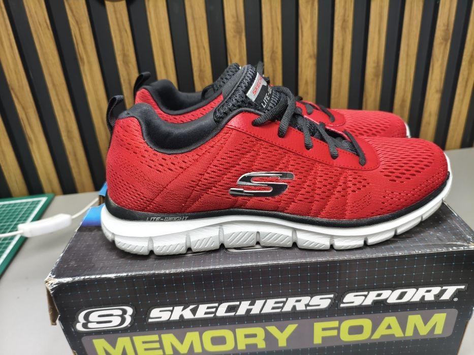 Кроссовки мужские Skechers р. 42