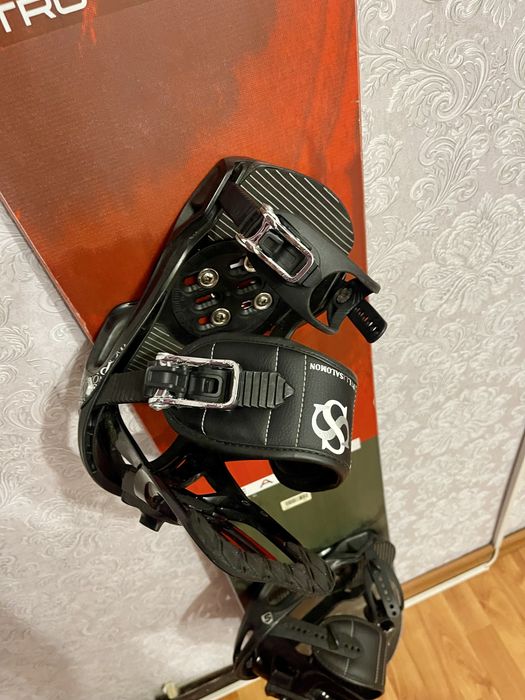 Placa snowboard 157 cm nitro cu legaturi