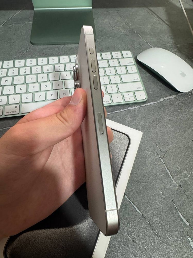 Iphone 15 pro max HX/A