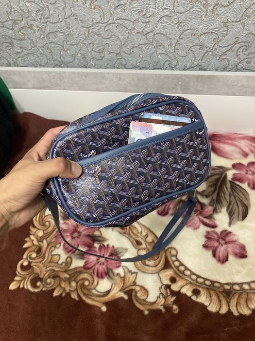 В продаже барсетка goyard