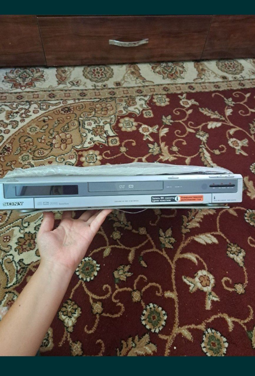 Музикальный центр LG и DVD плеер с записью