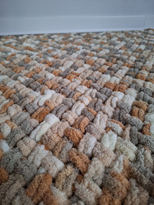 Ръчно плетено одеало