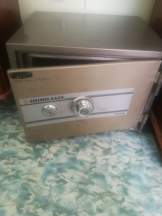 Сейф для хранения