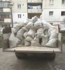 Te Înecă Molozul și Gunoaiele de la Șantier? Noi Suntem Soluția!
