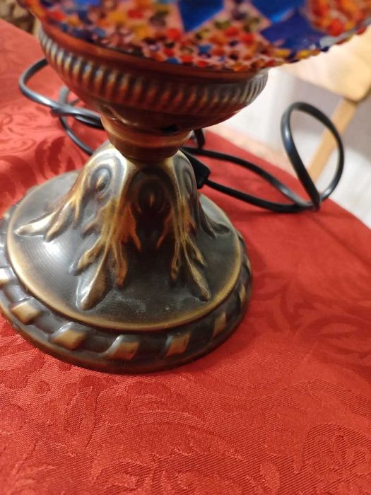 Красива нощна лампа