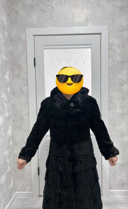 Норковая шуба чёрный бриллиант