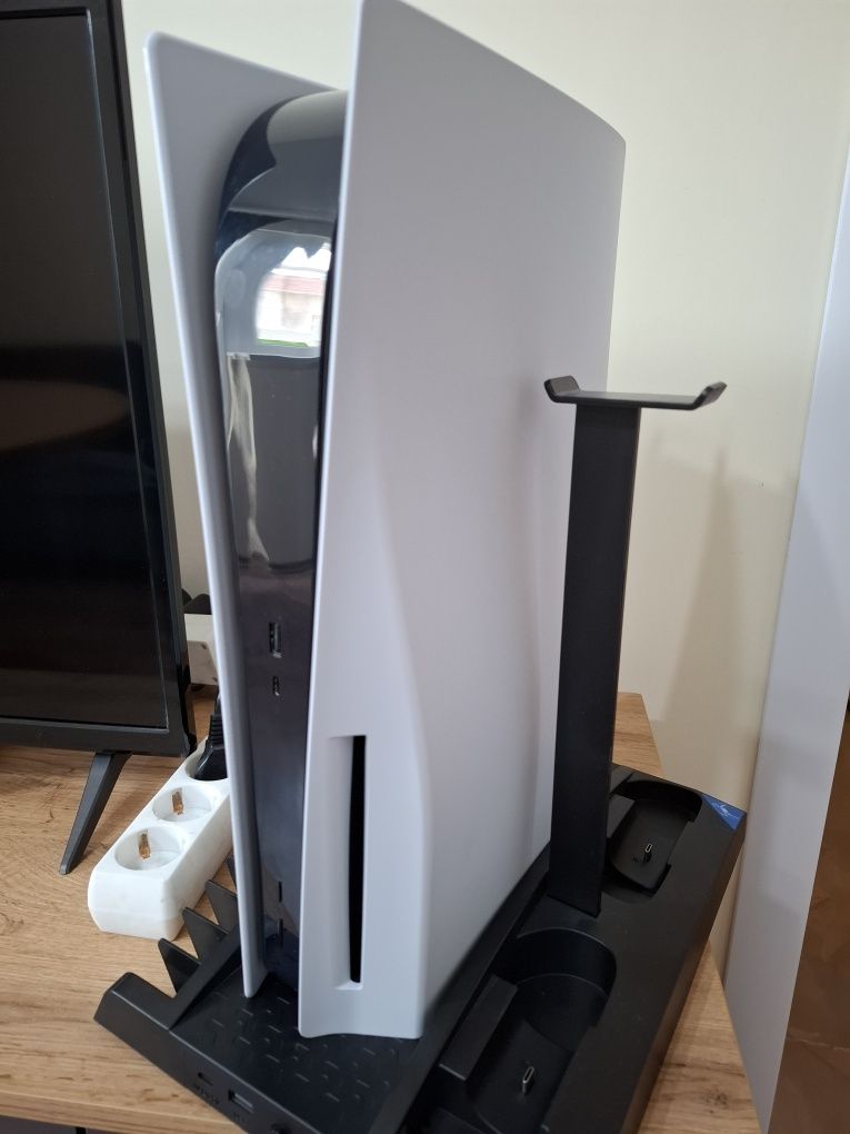 Ps 5 с два джойстика и игри