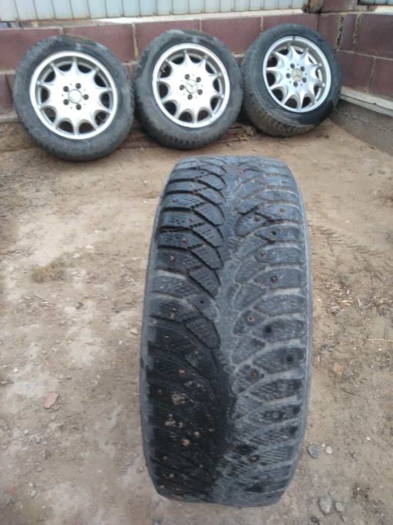 Автошины зимние шипованные