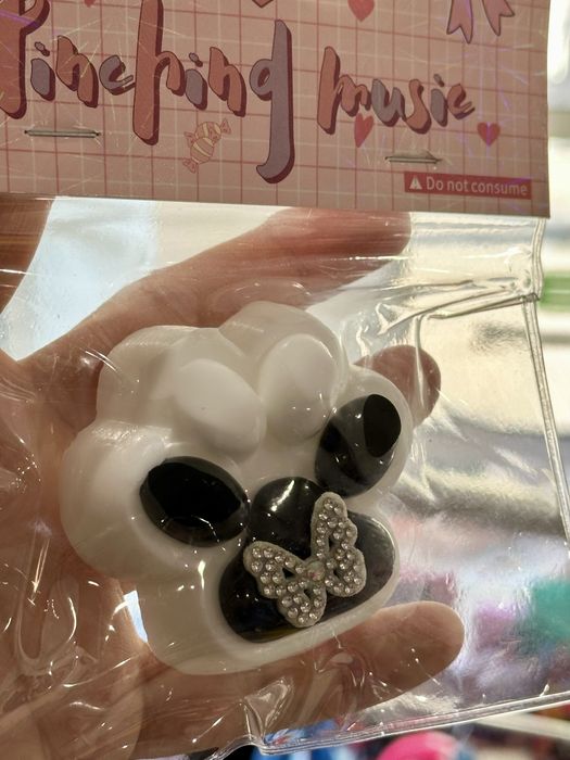 Котешки лапички таба Скуиши/Скуиши лапички/Cat Paw Taba Squishy