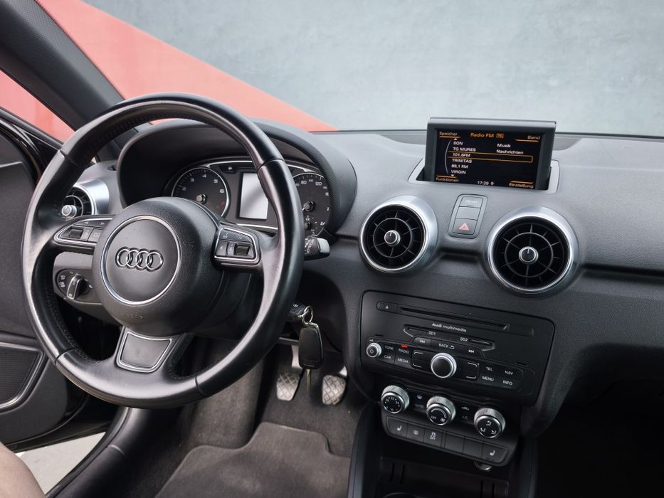 * Audi A1 Bose Edition * Bi-Xenon - Led * Navi * 178.000km *