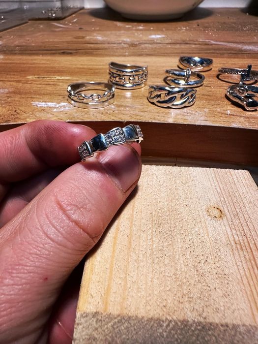 Ювелирное украшение