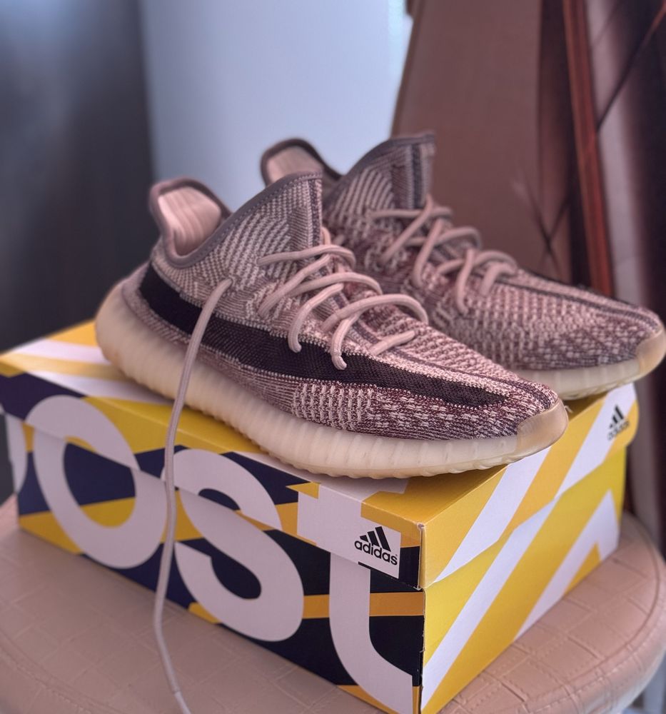 Маратонки Adidas Yeezy Boost 350 V2 Zebra – Оригинални