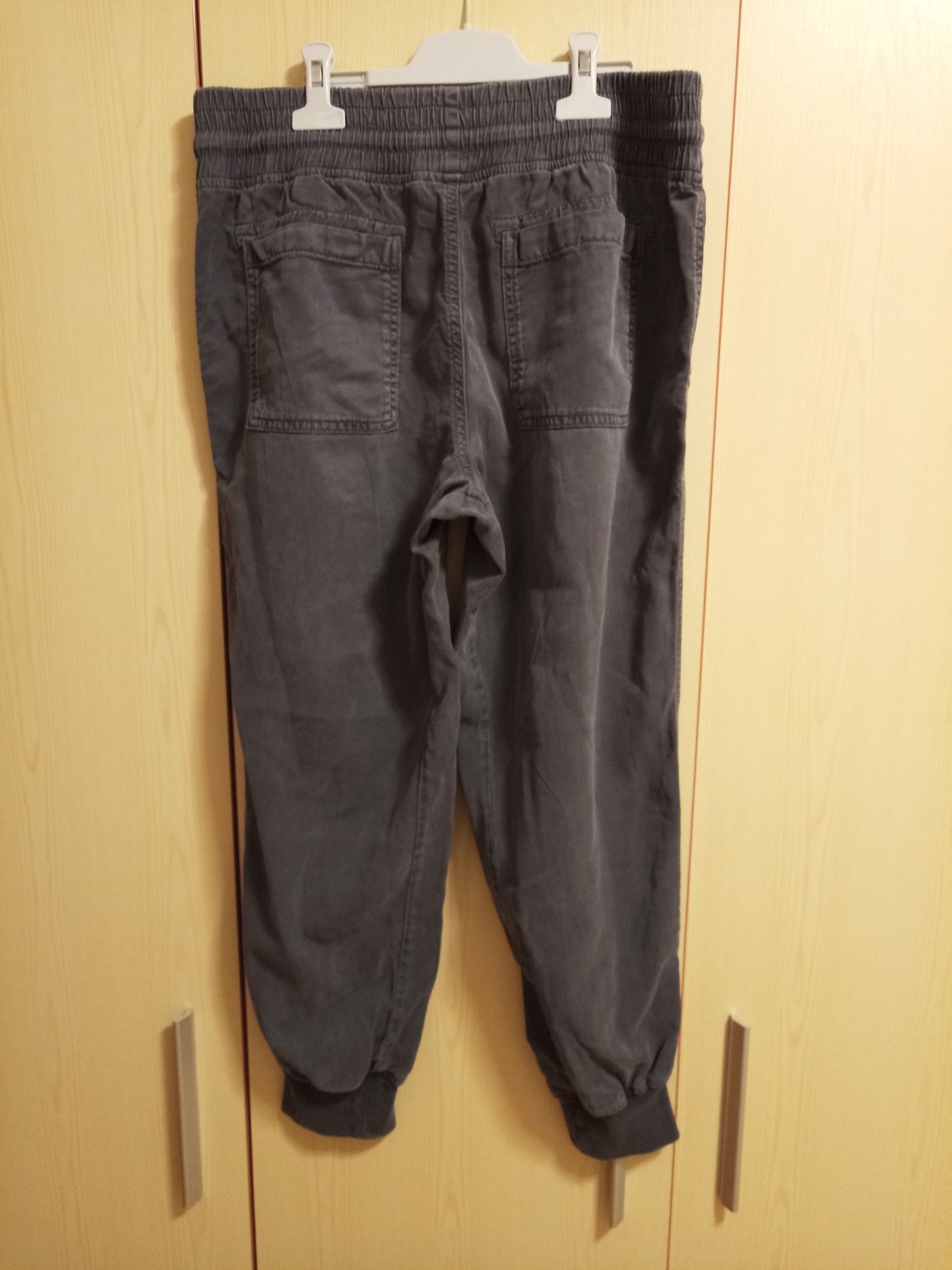 Pantaloni sport,dama-ZARA- mărime M(38-40)