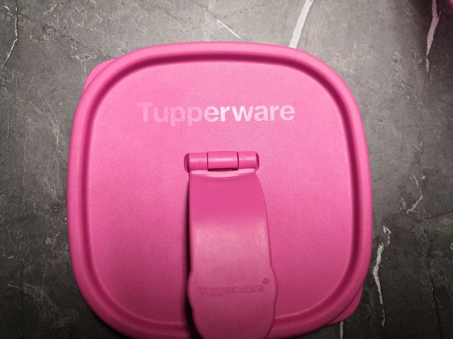 Продам посуду фирмы "TUPPERWARE"