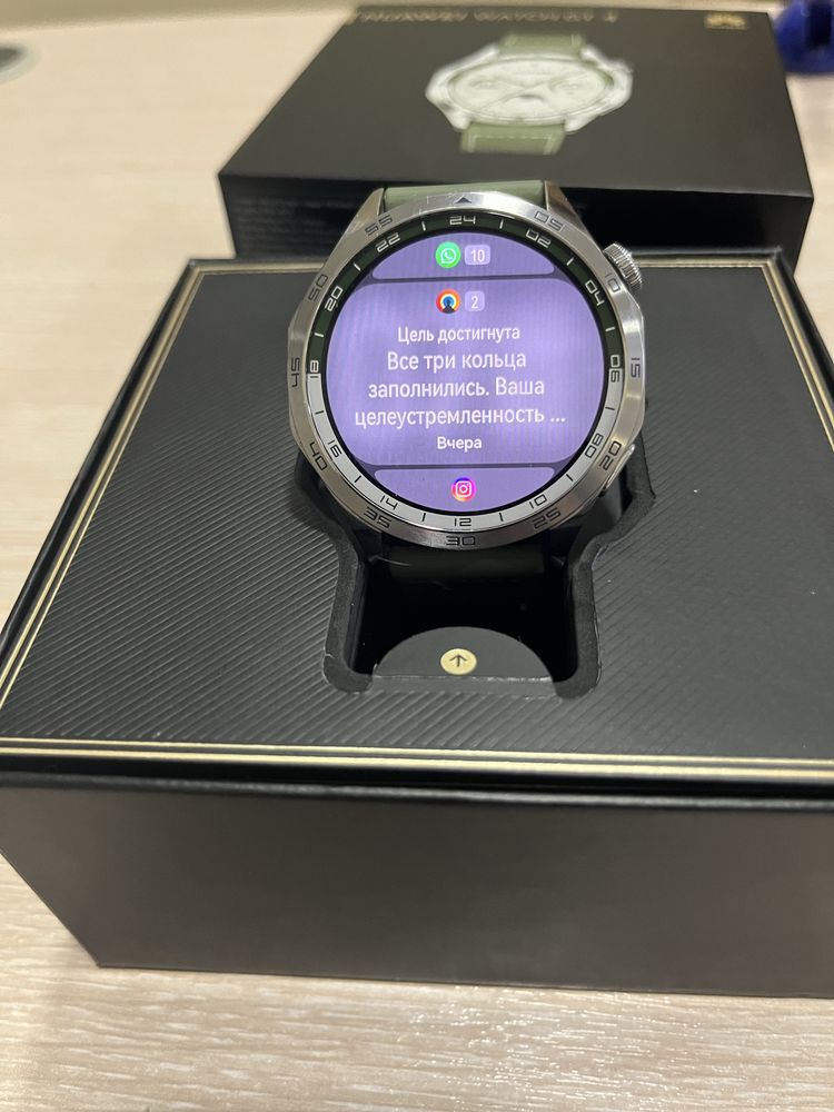 Продам смарт- часы Huawei GT- 4!