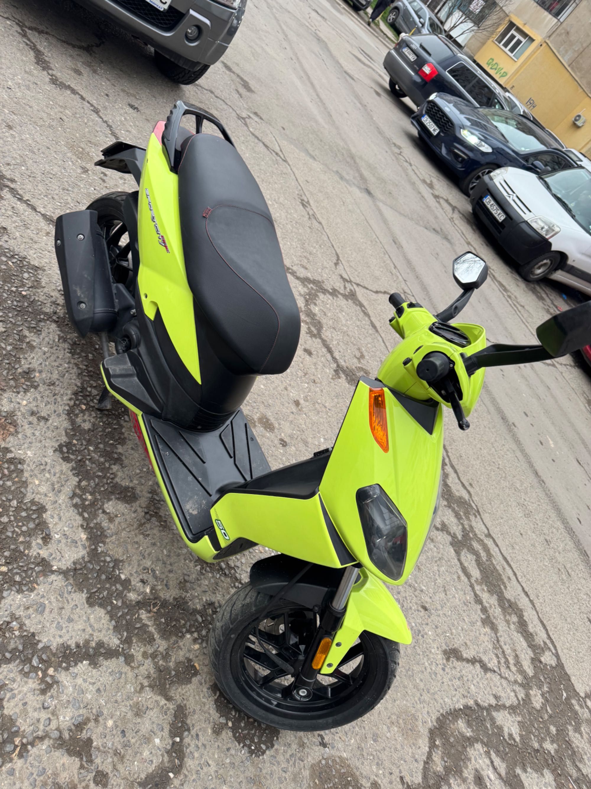 Aprilia 50 Като нов!