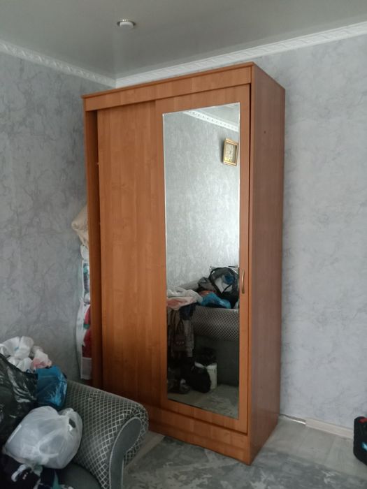 Продам плательный шкаф