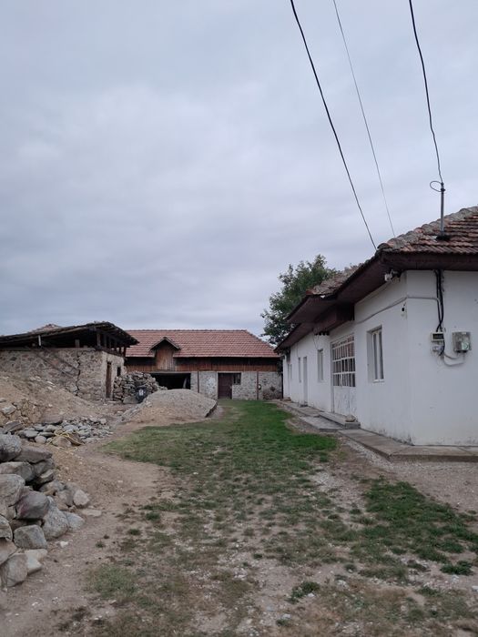 Teren intravilan de vânzare