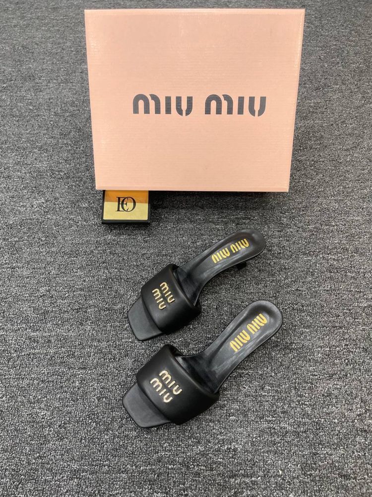 Дамски чехли Miu Miu