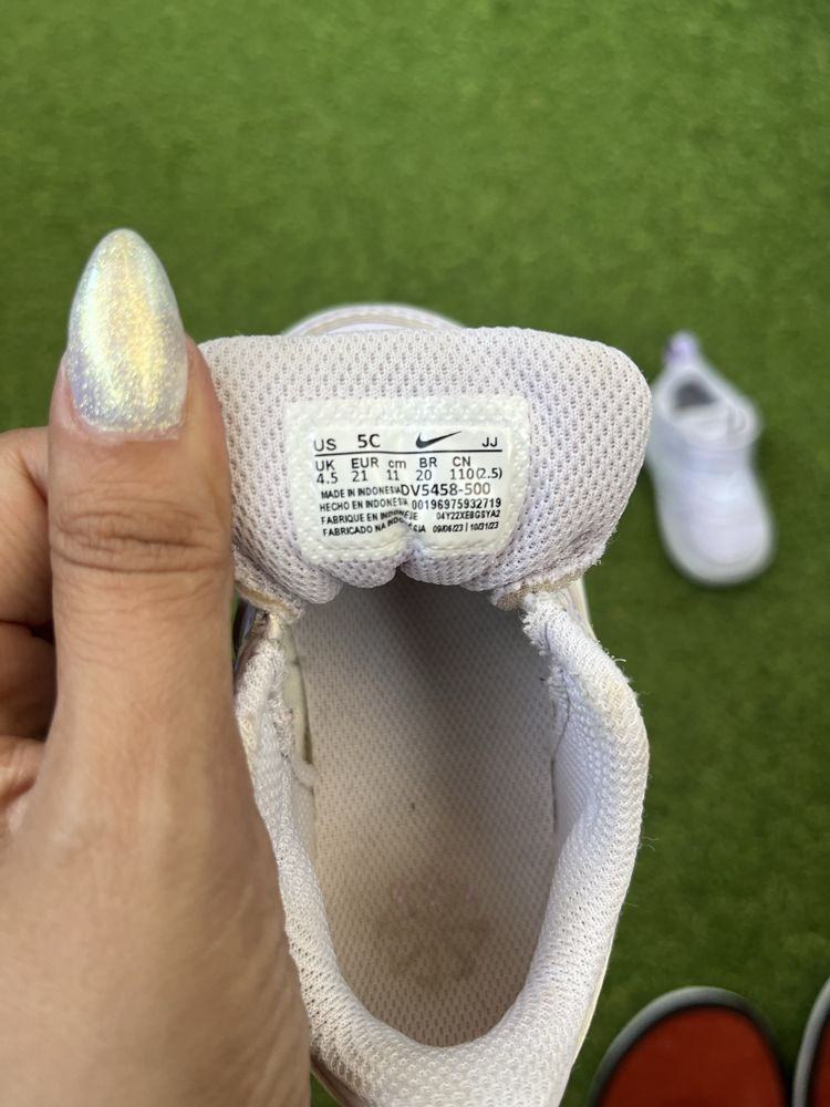 Кецове NIKE 21ви размер