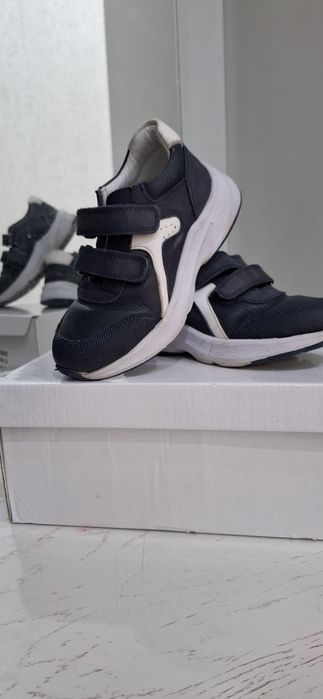 Детский кроссовки