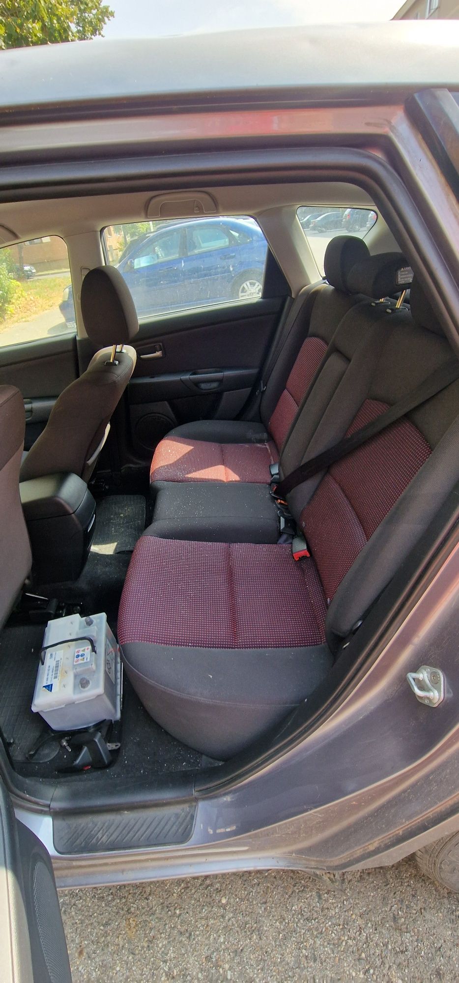 Mazda 3 hatchback 1.6i
