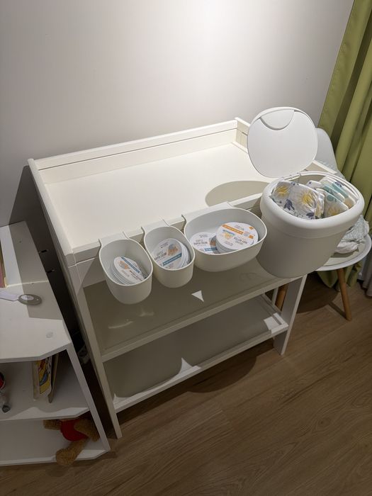 Маса за повиване и кошове Gulliver