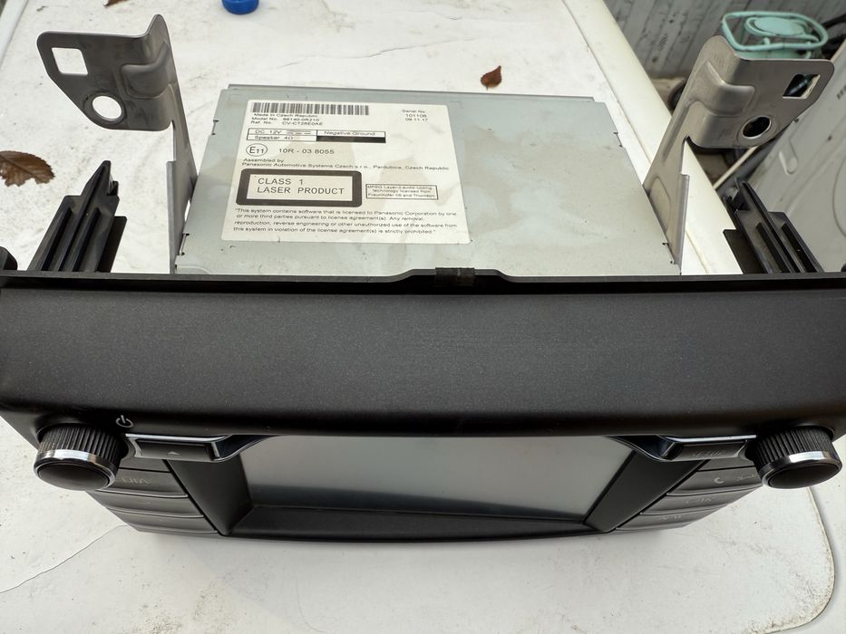 Продам штатную магнитолу Рав 4. Поколение 4