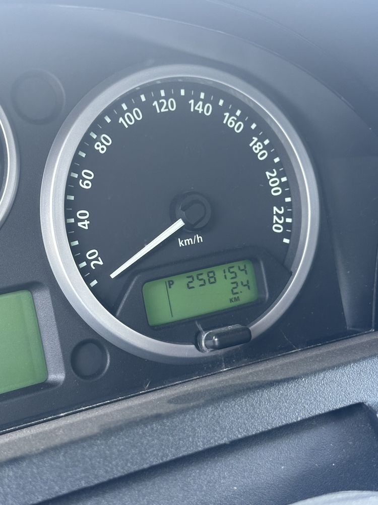 Land Rover Discovery 3 2.7 TD6V