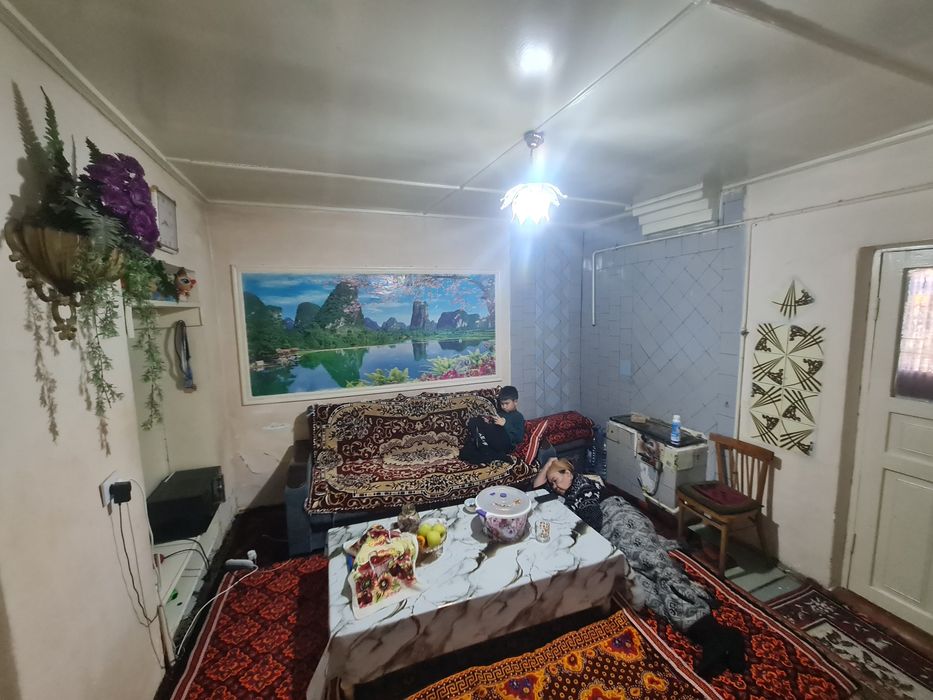 Sotiladi: 2,5 sotixli tayyor, shinam uy — shaharning o‘zida jo