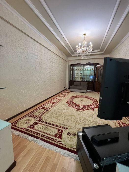 Юнусабад-5,, СУПЕР ШИКАРНАЯ квартира 3х комнатная 100кв.м