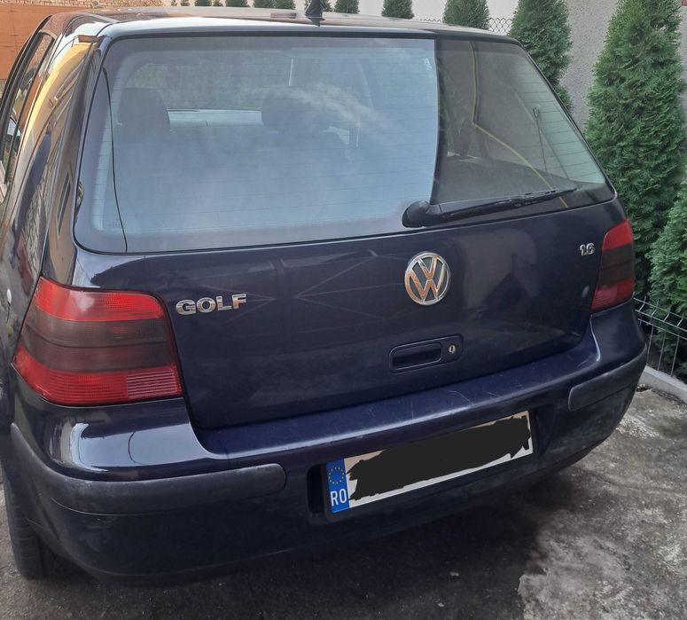 Masina volkswagen golf 4