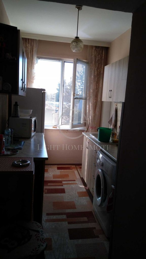 Продава се Четиристаен апартамент в Пловдив, Христо Смирненски - 143 кв.м за 1349 €/кв.м - Снимка #4