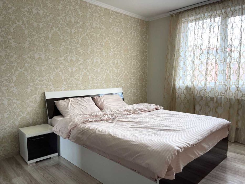 Дава се под наем Двустаен апартамент в София, Младост 3 - 90 кв.м за 400 € - Снимка #1