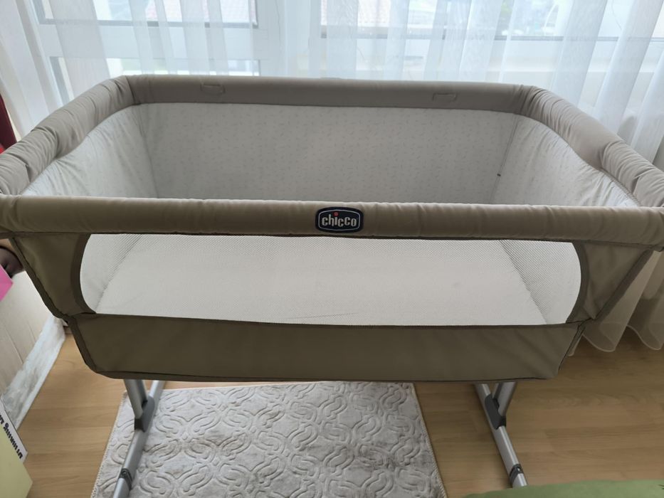 Кошара next to me chicco с подарък спално бельо
