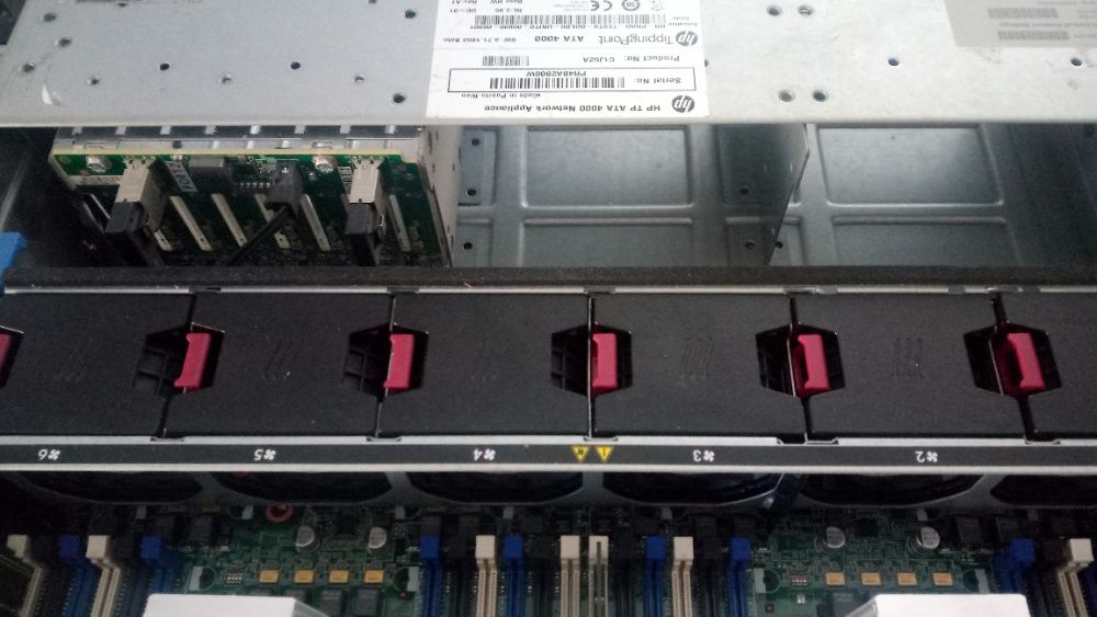 Сървър HPE DL380 Gen9 8SFF 2*Xeon Е5-2660v4 12C 2.2-2.9GHz 64GB P440AR