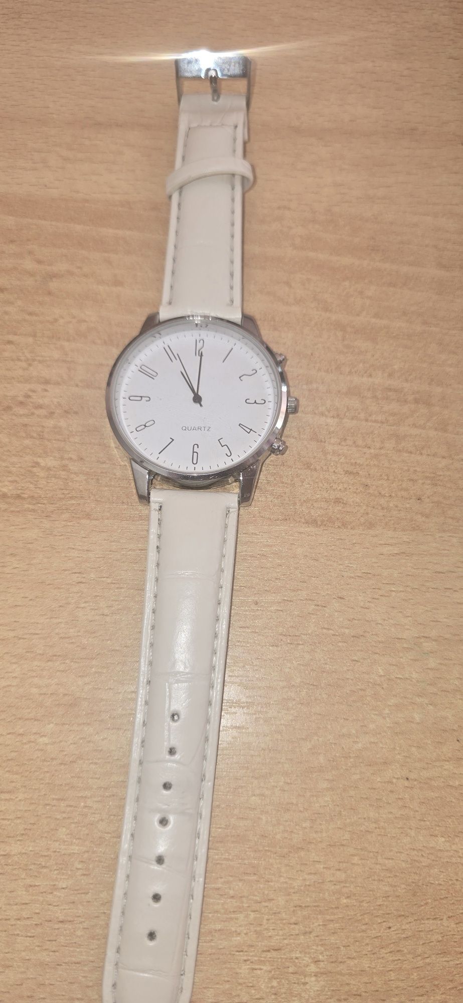 Ръчен часовник QUARTZ