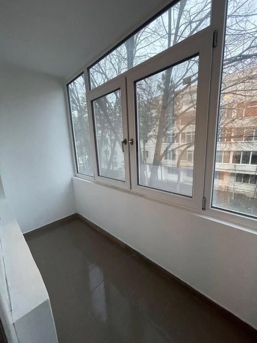 Apartament de închiriat.