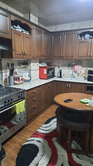 Срочно продам две 2х  комнатные м-в Башлык