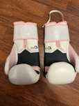 Manusi kickbox roz