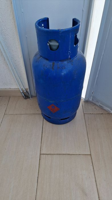 Газова бутилка с винтил