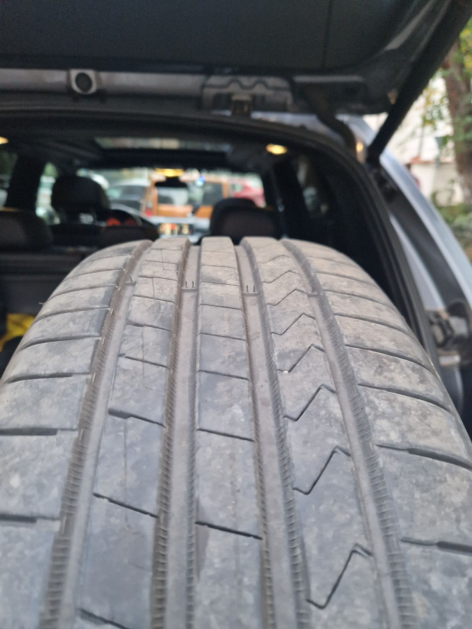 Vând 1 Anvelopă vară Hankook Ventus Prime 4, 215/55/17