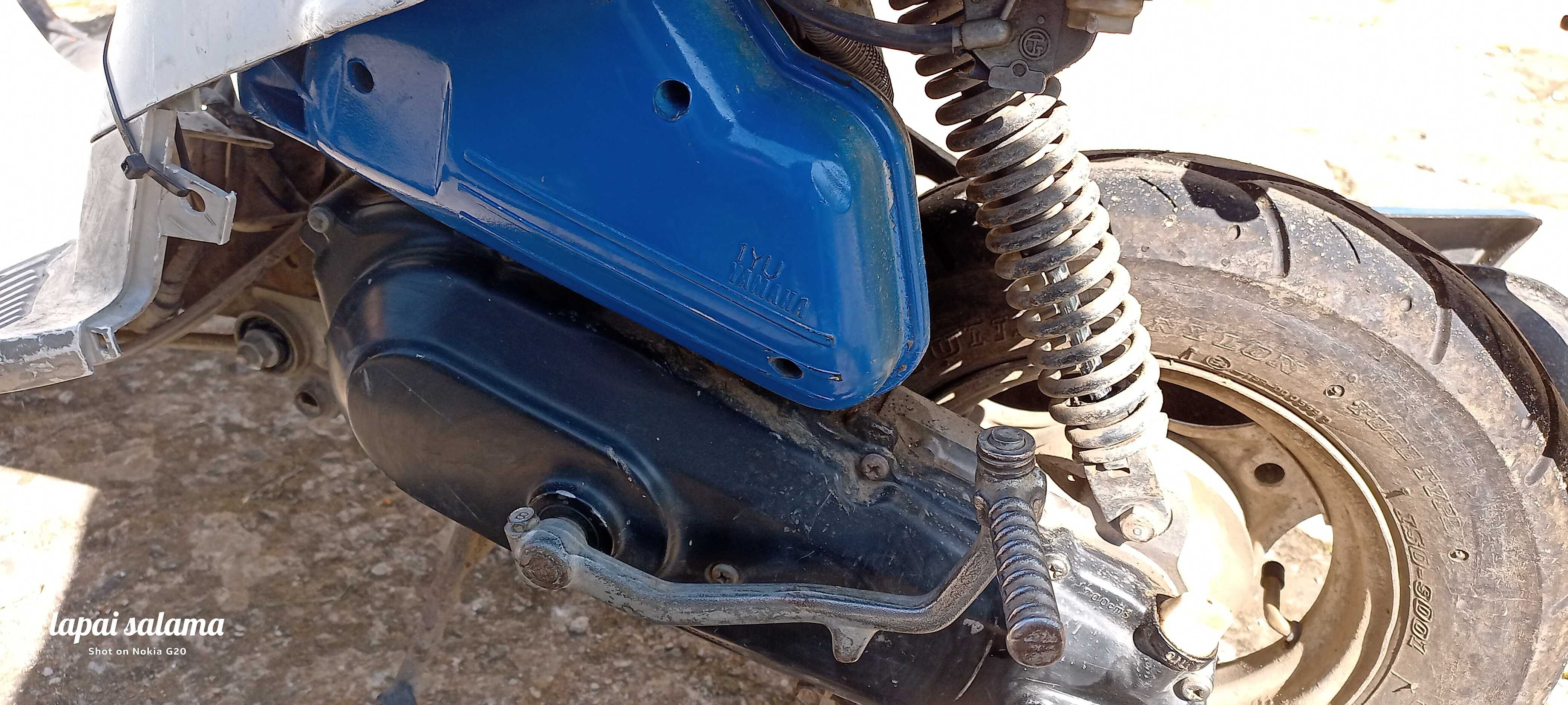 Скутер 50 .кубика Yamaha mint