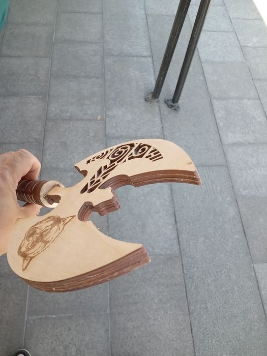 Секира Скандинавия деревянная