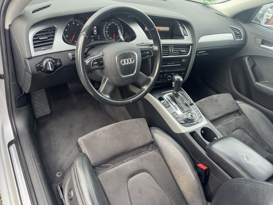 Audi A4 2.0Tfsi 211cp Automat*Quattro*LED*Xenon*Navi*17”*