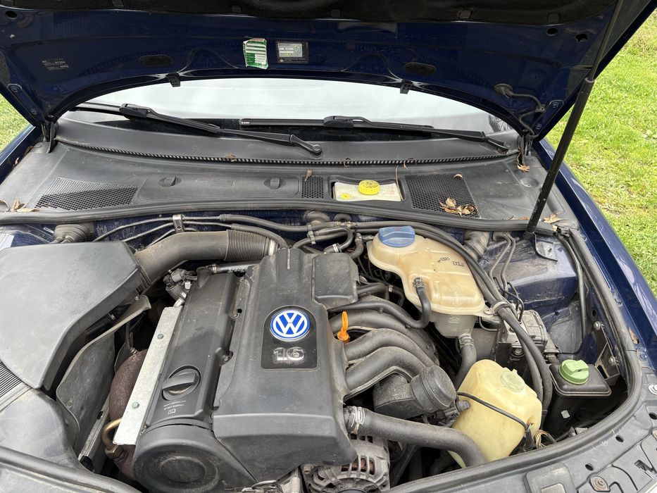 Vand Passat B5.5 1,6 Benzina