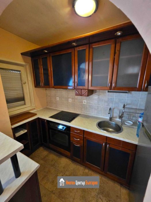 Дава се под наем Тристаен апартамент в София, Студентски град - 85 кв.м за 765 € - Снимка #2