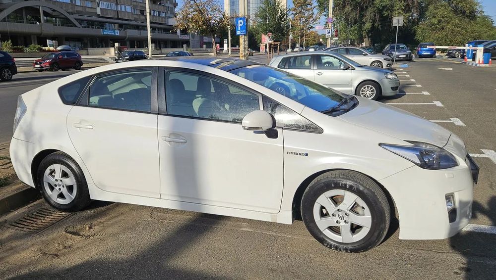 Toyota Prius Prim proprietar, masina in stare perfecta de functionare