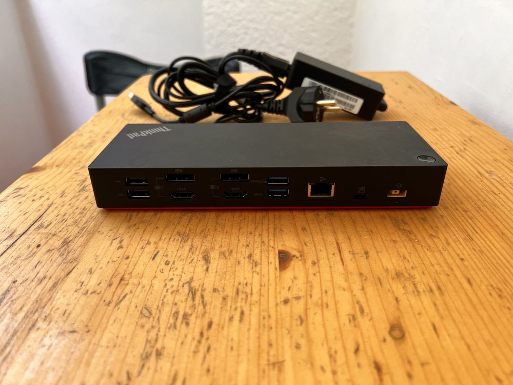 Lenovo thinkPad usb-c Gen2 /hub/adaptor /docking