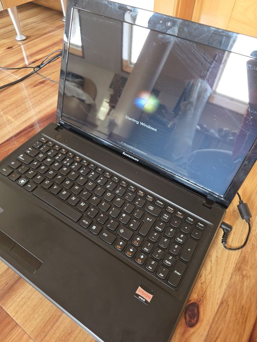 Laptop Lenovo g585